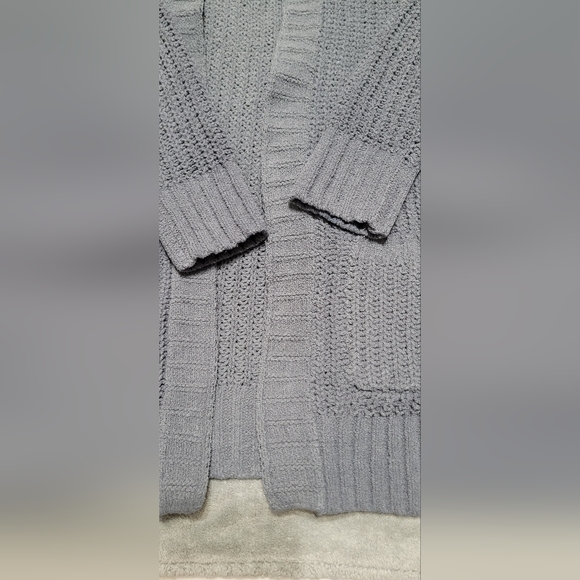 💲1️⃣ NWOT Old Navy Grey Chunky Knit Hooded Ope Cardigan Youth Kids Sz Med (8) - Picture 3 of 7
